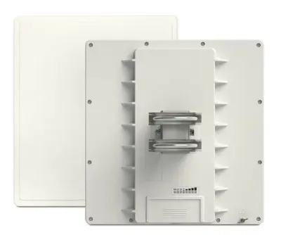 Точка доступа MikroTik QRT 5 ac (RB911G-5HPACD-QRT) AC900 10/100/1000BASE-TX компл.:устройство/крепления/адаптер (упак.:1шт)